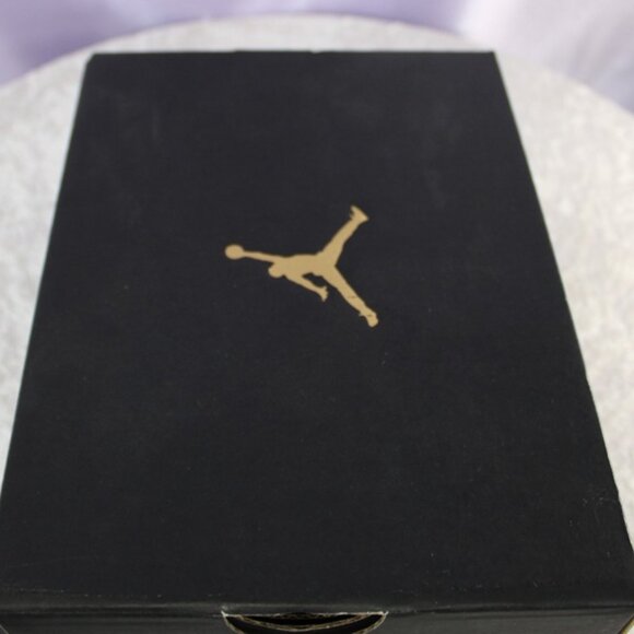 Jordan Spizike Low BT Toddler Size 9C White Black Metallic Gold - Picture 10 of 10